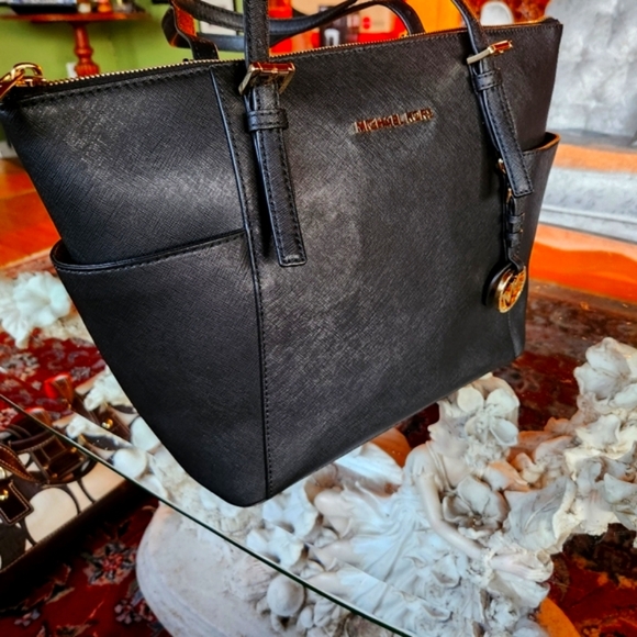 Michael Kors Shoulder Bag - Picture 3 of 4